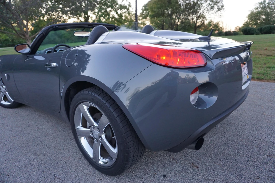 2009 Pontiac Solstice GXP - Image 24 of 30