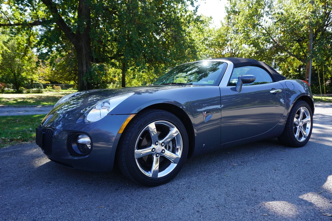 2009 Pontiac Solstice GXP - Image 15 of 30