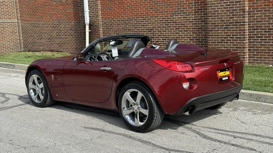 2009 Pontiac Solstice GXP - Image 3 of 14