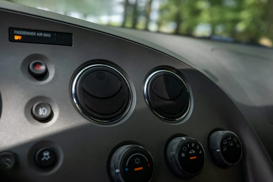 2009 Pontiac Solstice GXP - Image 21 of 28