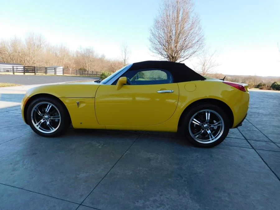 2009 Pontiac Solstice GXP - Image 12 of 13