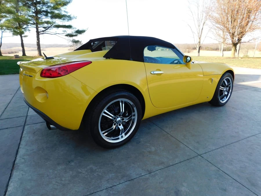2009 Pontiac Solstice GXP - Image 10 of 13