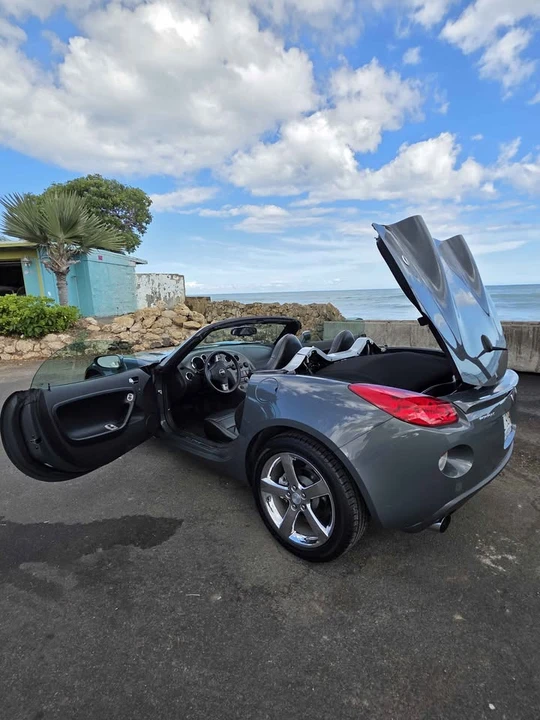 2009 Pontiac Solstice GXP - Image 14 of 19