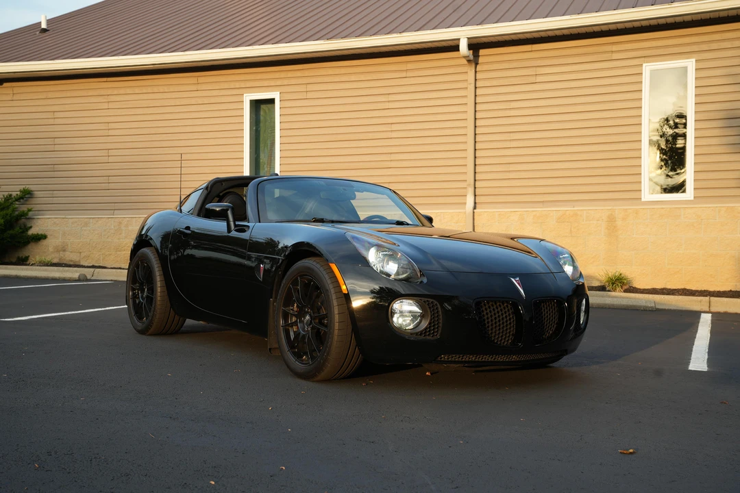 2009 Pontiac Solstice GXP - Image 13 of 31