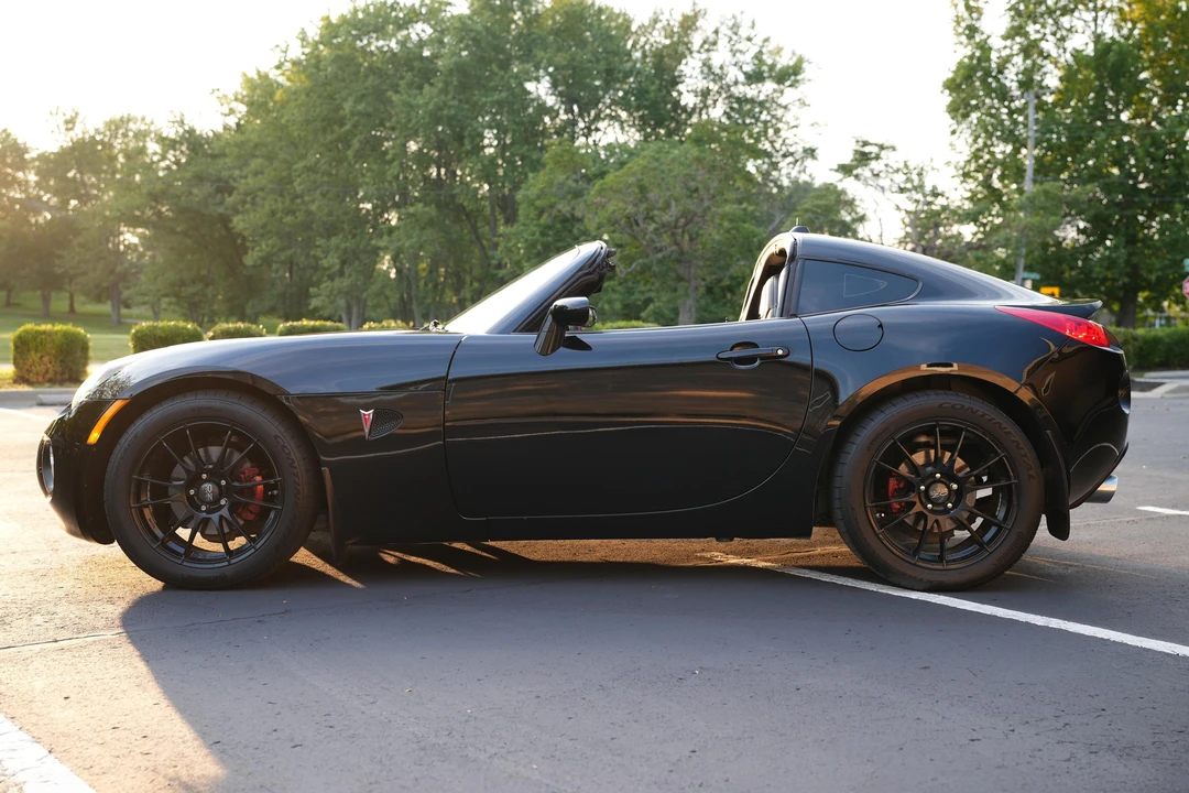 2009 Pontiac Solstice GXP - Image 9 of 31