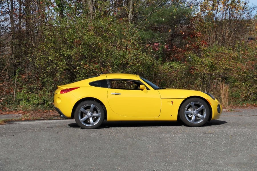 2009 Pontiac Solstice GXP - Image 2 of 22