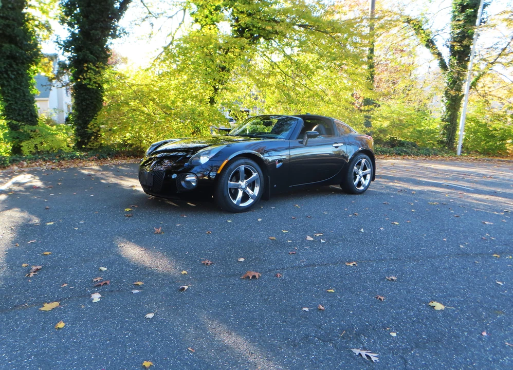 2009 Pontiac Solstice GXP - Image 11 of 31