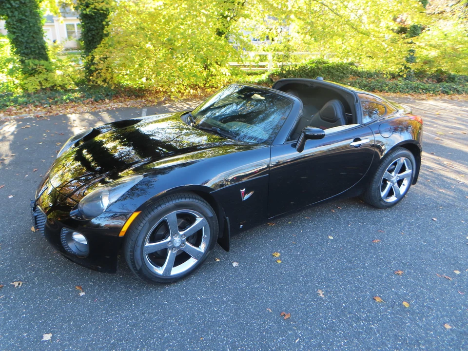 2009 Pontiac Solstice GXP - Image 10 of 31