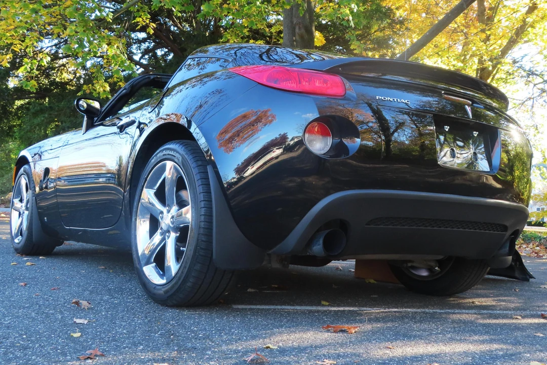 2009 Pontiac Solstice GXP - Image 5 of 31