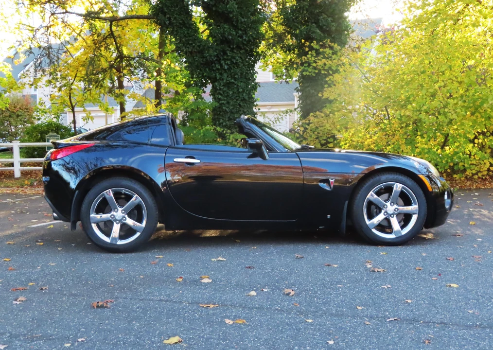 2009 Pontiac Solstice GXP - Image 24 of 31
