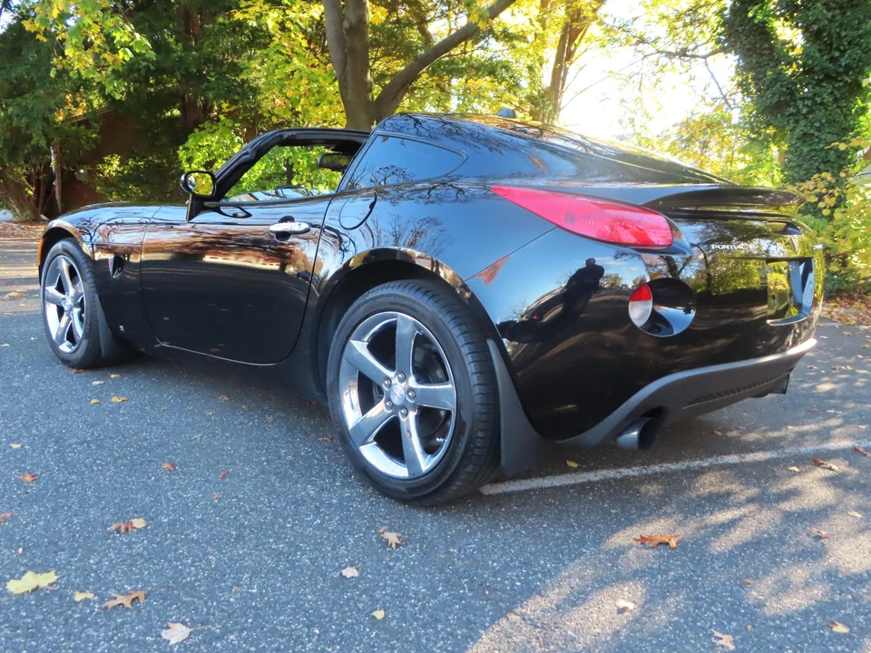 2009 Pontiac Solstice GXP - Image 14 of 31