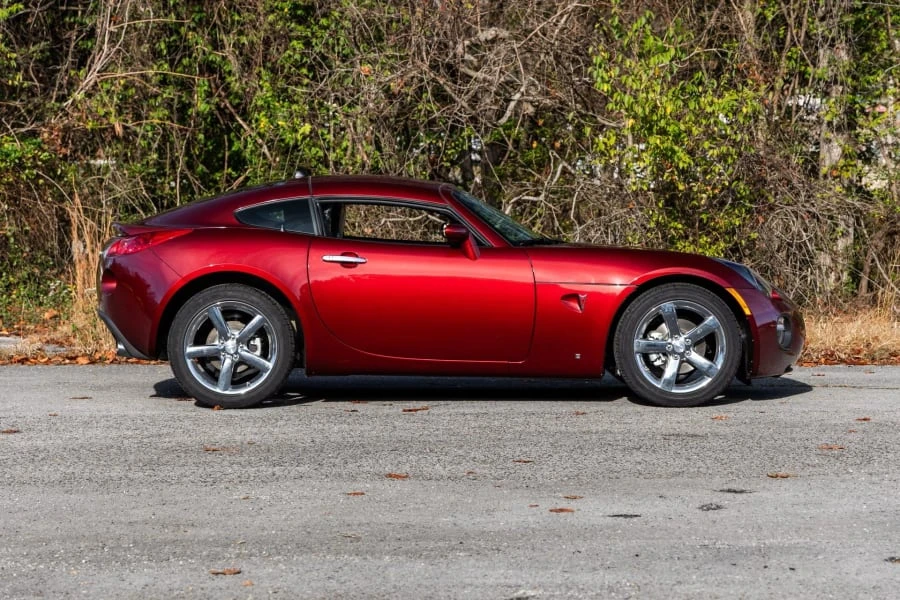 2009 Pontiac Solstice GXP - Image 2 of 19