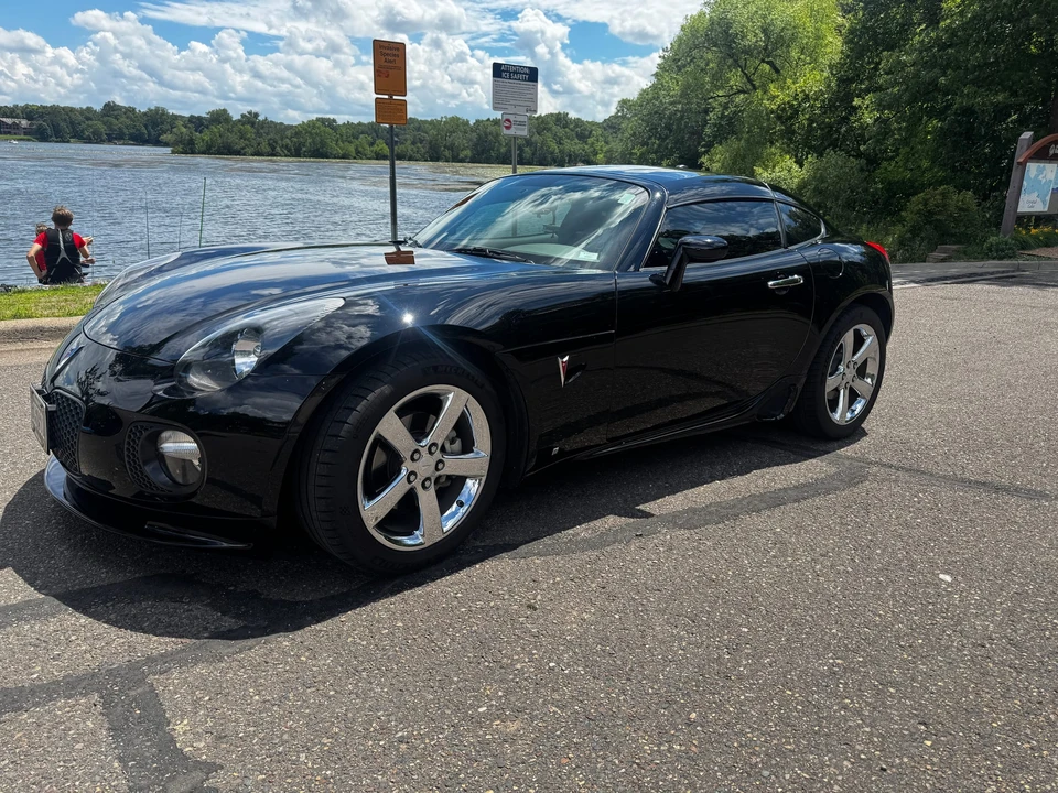2009 Pontiac Solstice GXP - Image 4 of 31