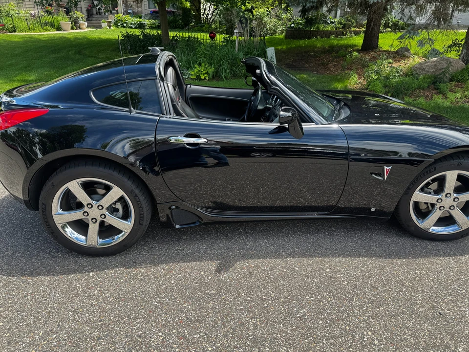 2009 Pontiac Solstice GXP - Image 16 of 31