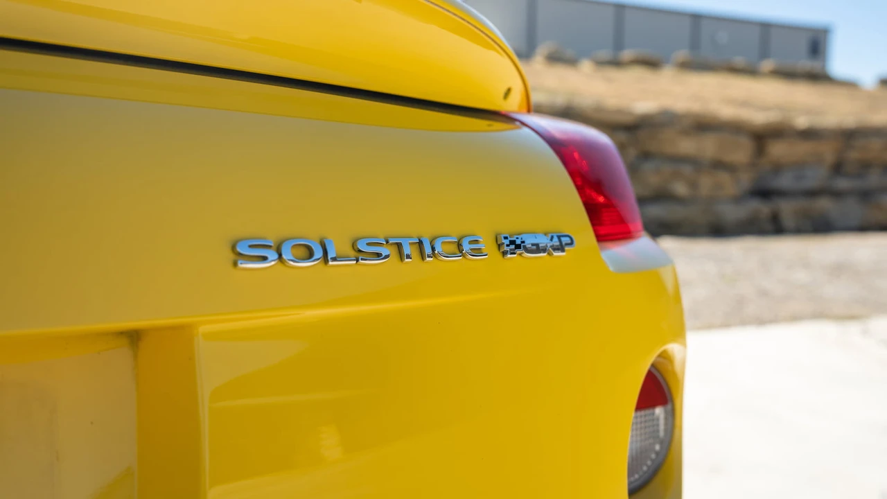 2009 Pontiac Solstice GXP - Image 15 of 21