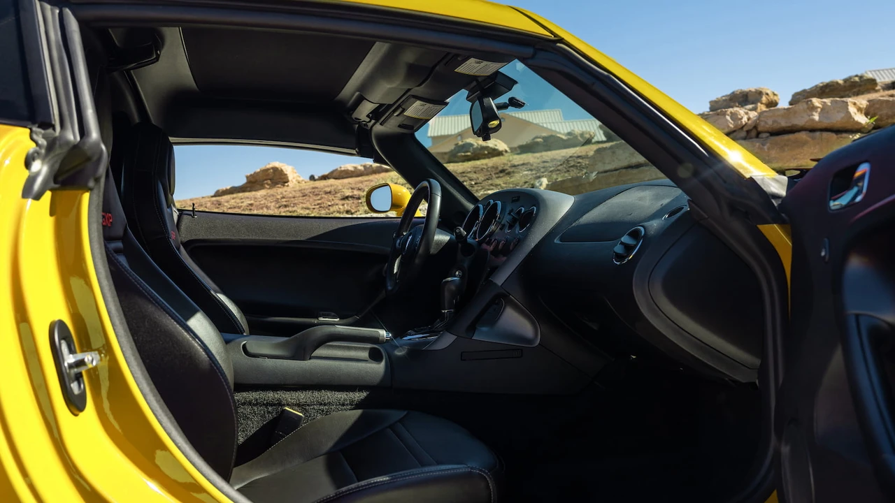 2009 Pontiac Solstice GXP - Image 5 of 21