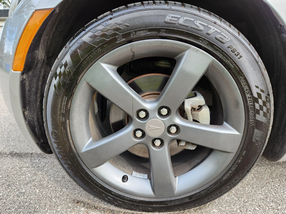 2009 Pontiac Solstice GXP - Image 28 of 31