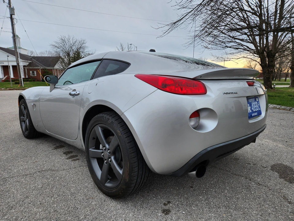 2009 Pontiac Solstice GXP - Image 13 of 31