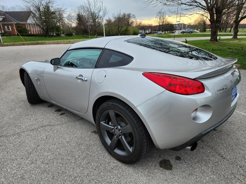 2009 Pontiac Solstice GXP - Image 12 of 31