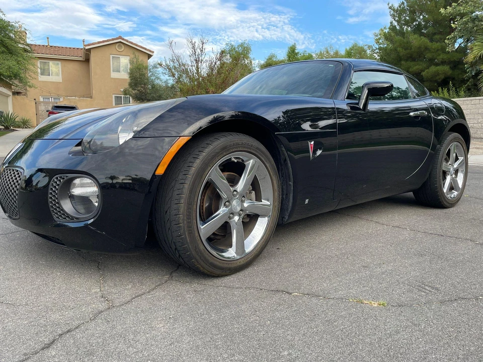 2009 Pontiac Solstice GXP - Image 10 of 31