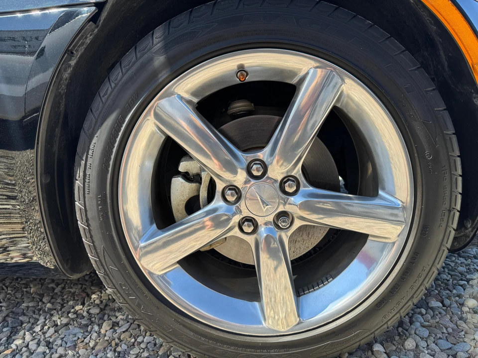 2009 Pontiac Solstice GXP - Image 28 of 31