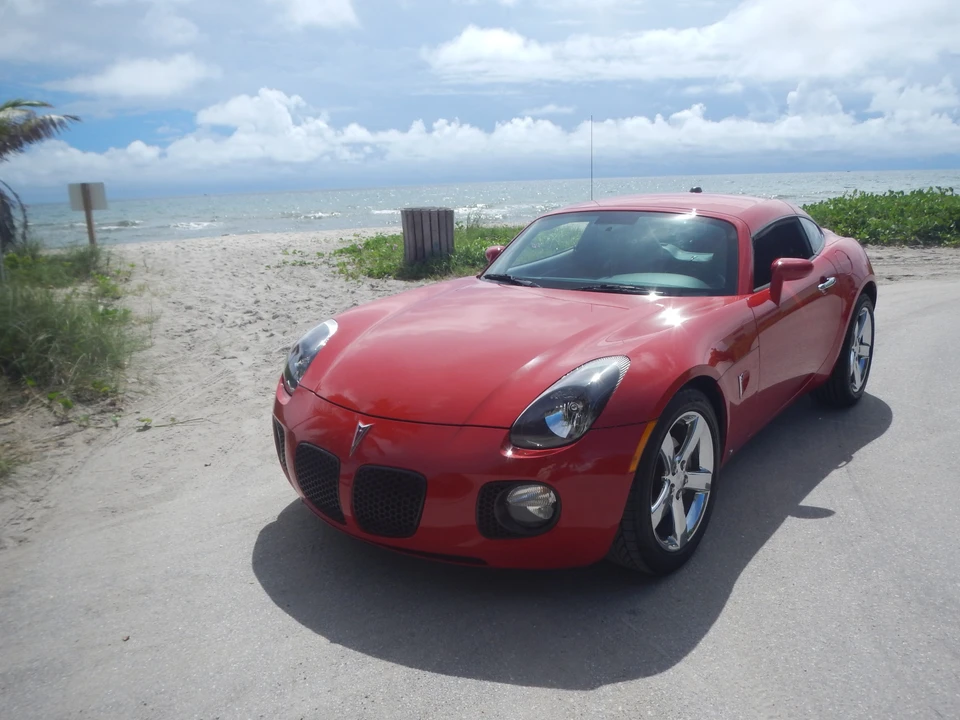 2009 Pontiac Solstice GXP - Image 3 of 31