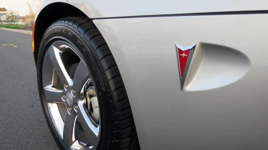 2009 Pontiac Solstice GXP - Image 6 of 8