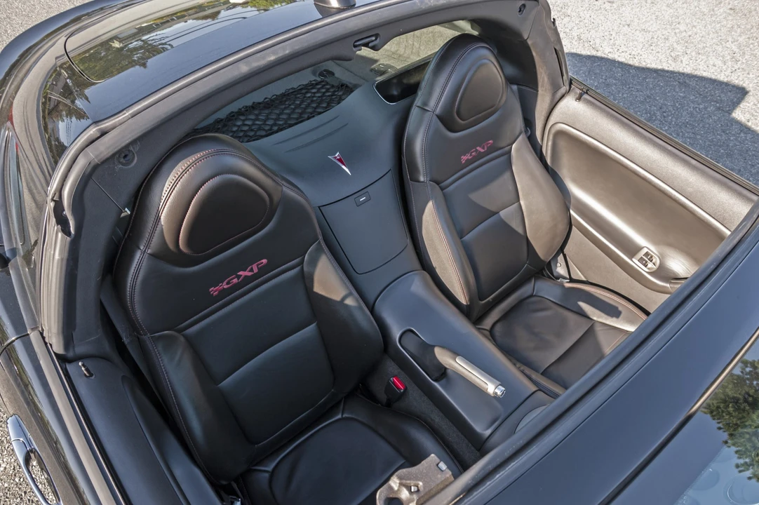 2009 Pontiac Solstice GXP - Image 24 of 31