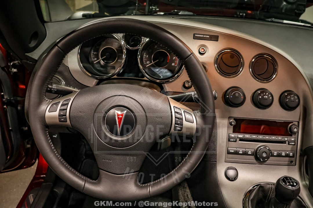 2009 Pontiac Solstice GXP - Image 11 of 20