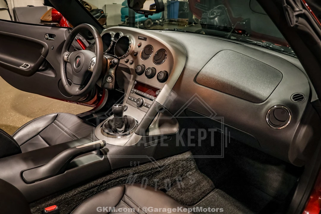 2009 Pontiac Solstice GXP - Image 15 of 20