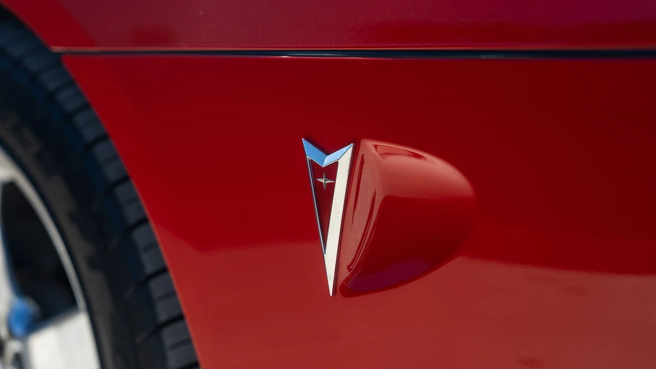 2009 Pontiac Solstice GXP - Image 18 of 23