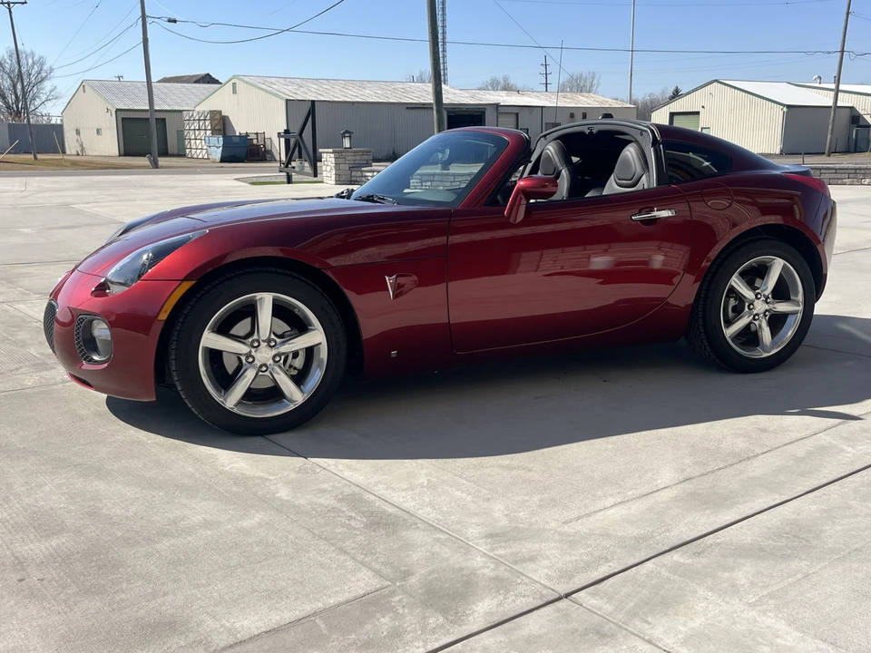 2009 Pontiac Solstice GXP - Image 30 of 31