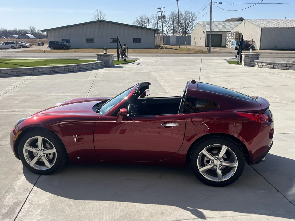 2009 Pontiac Solstice GXP - Image 29 of 31