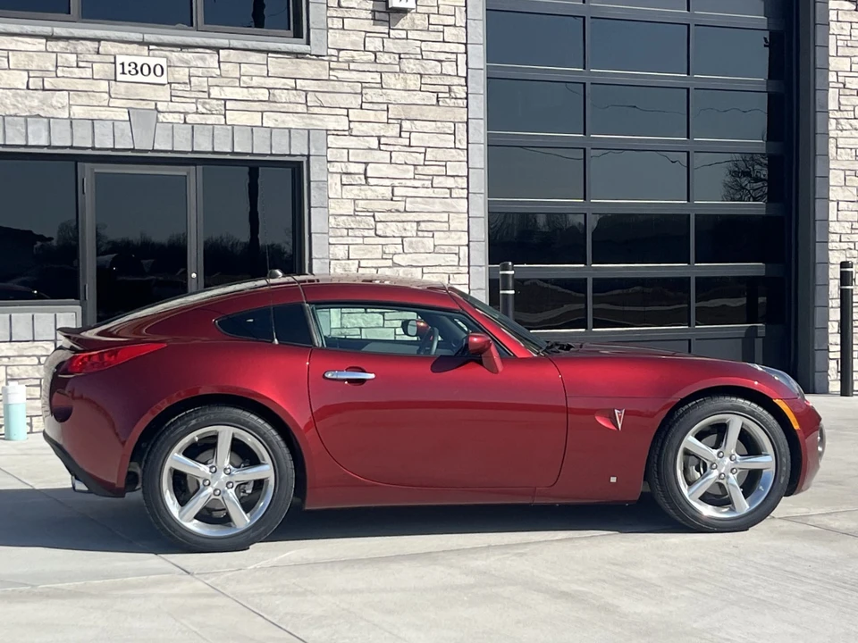 2009 Pontiac Solstice GXP - Image 4 of 31