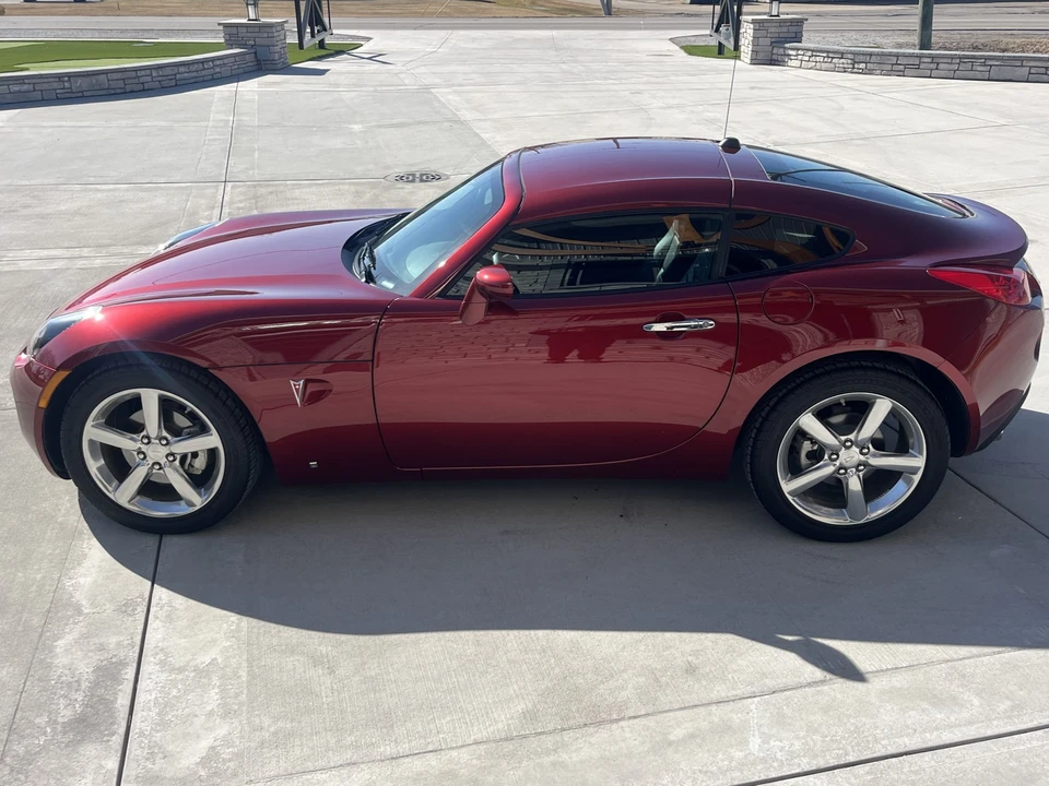 2009 Pontiac Solstice GXP - Image 12 of 31