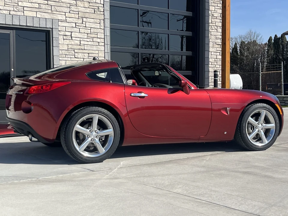 2009 Pontiac Solstice GXP - Image 25 of 31
