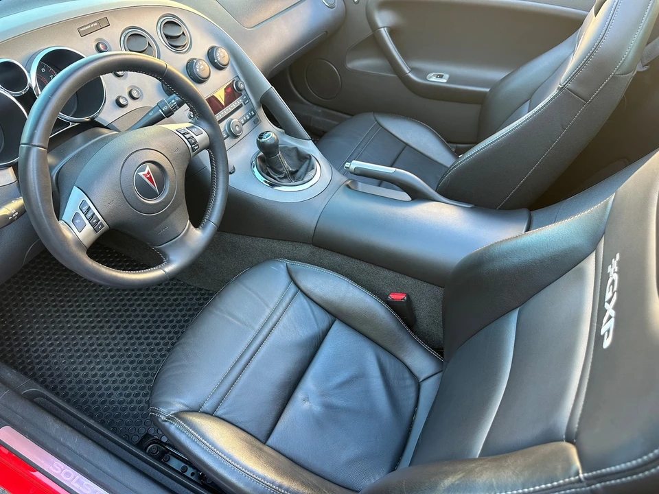 2009 Pontiac Solstice GXP - Image 27 of 31