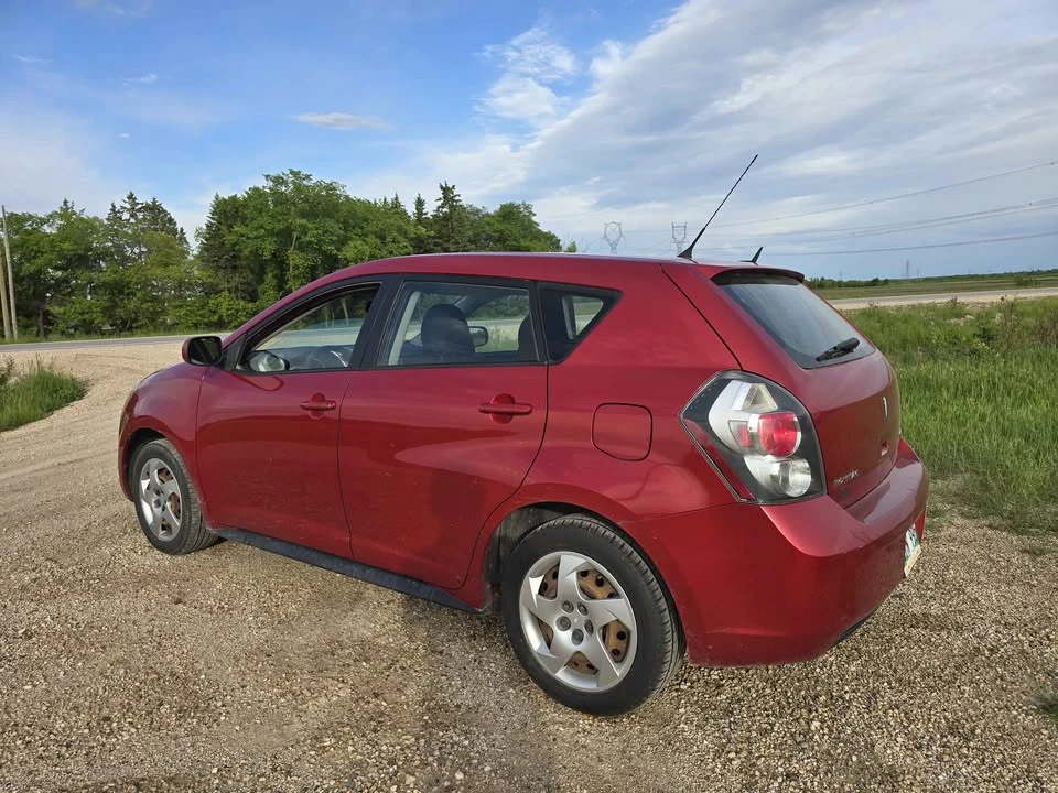 2009 Pontiac Vibe - Image 4 of 12