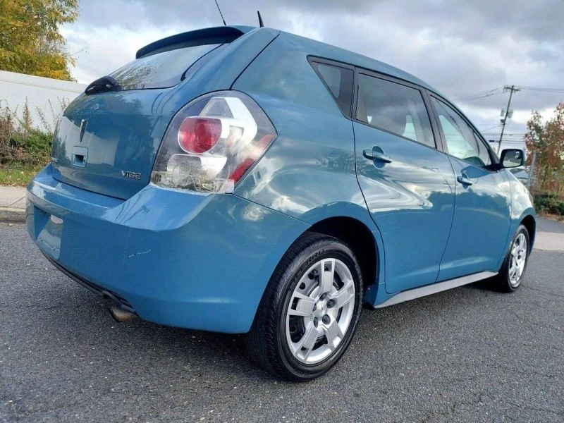 2009 Pontiac Vibe - Image 11 of 12