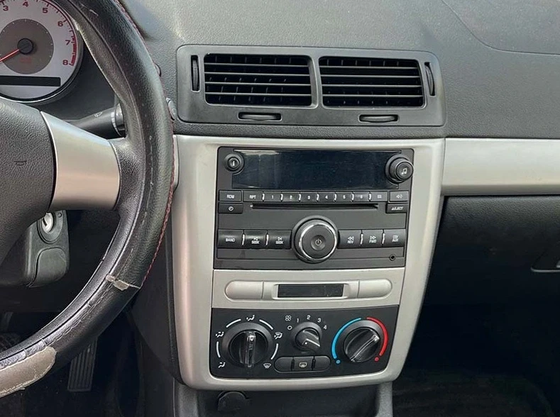 2009 Pontiac G5 - Image 10 of 12