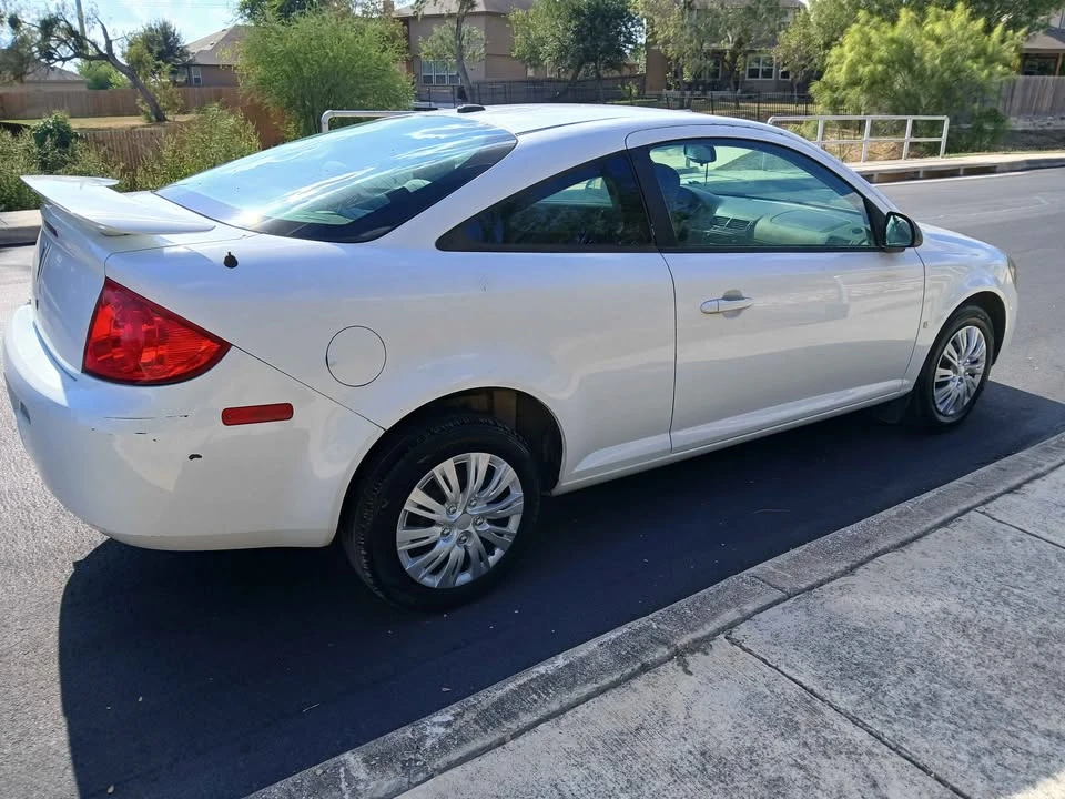 2009 Pontiac G5 - Image 4 of 11