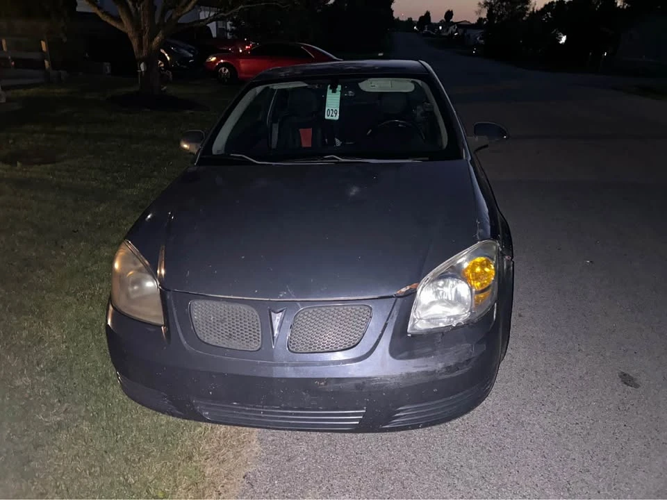 2009 Pontiac G5 - Image 3 of 4