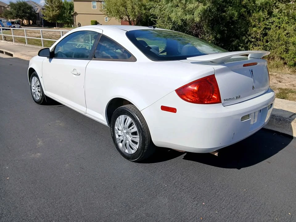 2009 Pontiac G5 - Image 4 of 10