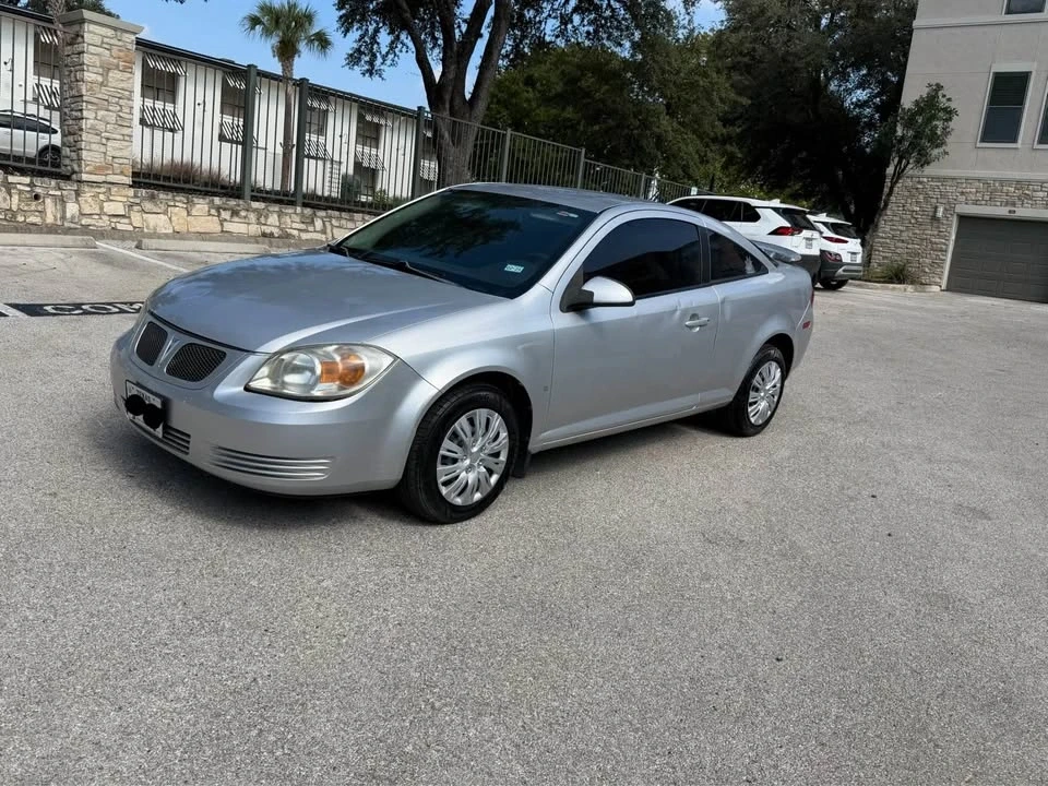 2009 Pontiac G5 - Image 2 of 6
