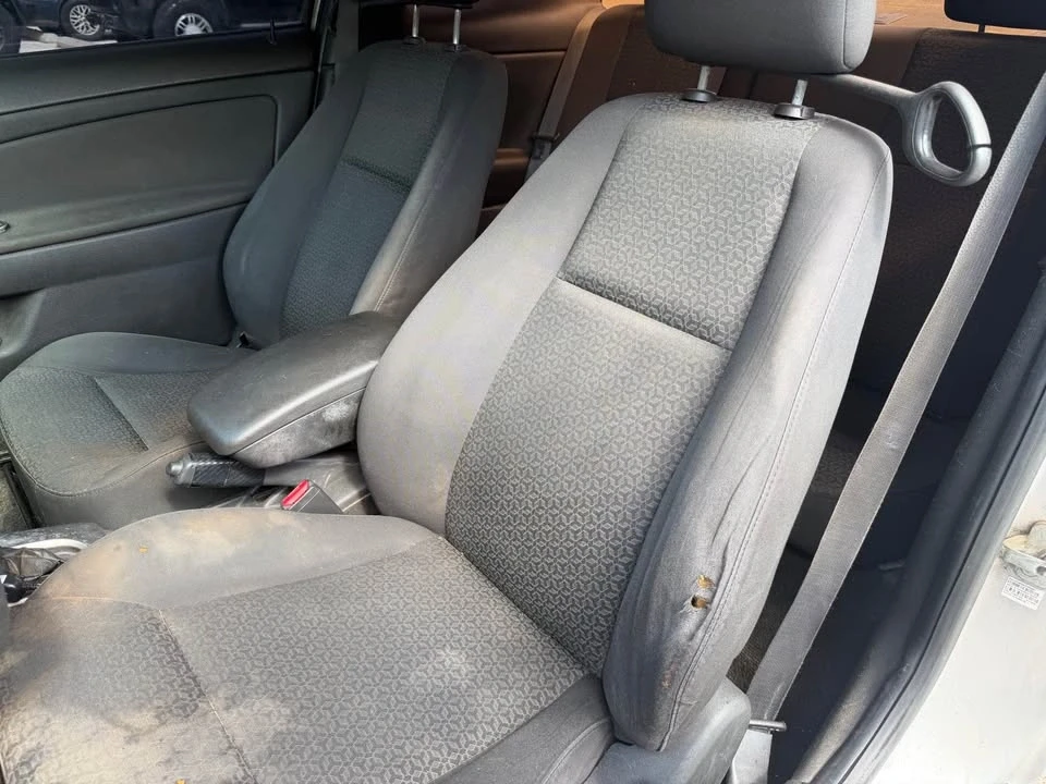 2009 Pontiac G5 - Image 6 of 6
