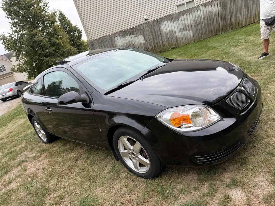 2009 Pontiac G5 - Image 2 of 8