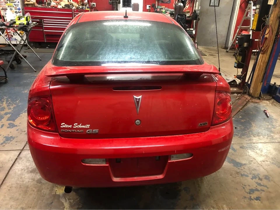 2009 Pontiac G5 - Image 2 of 9