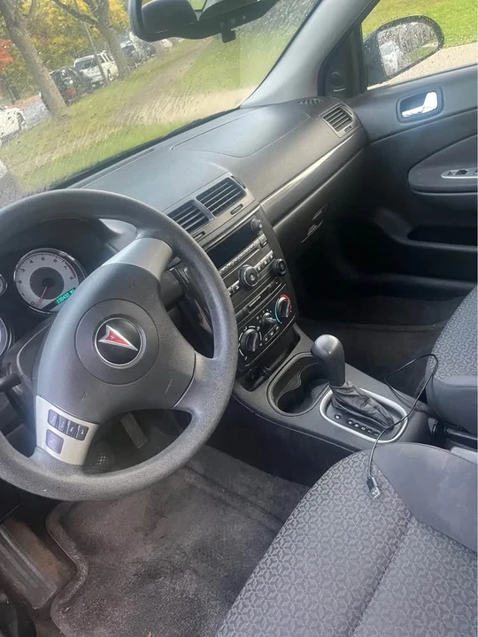 2009 Pontiac G5 - Image 3 of 4