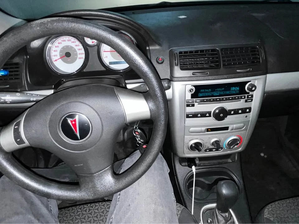 2009 Pontiac G5 - Image 5 of 13