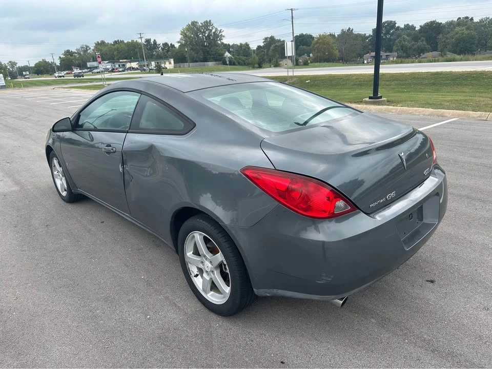 2009 Pontiac G6 - Image 5 of 19